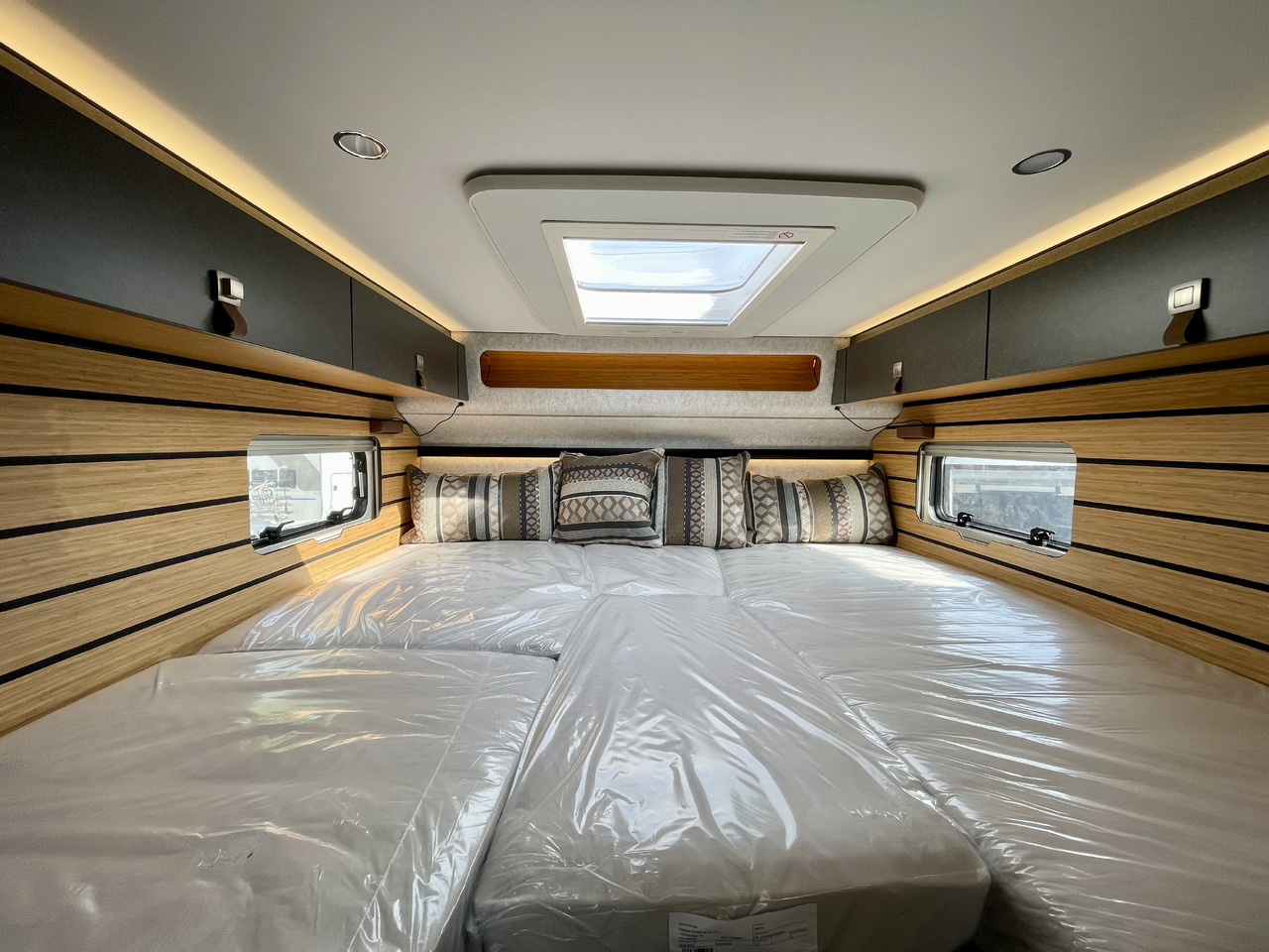 جديد موتر هوم شبه متكامل HYMER / ERIBA MLT 580 4x4: صور 12