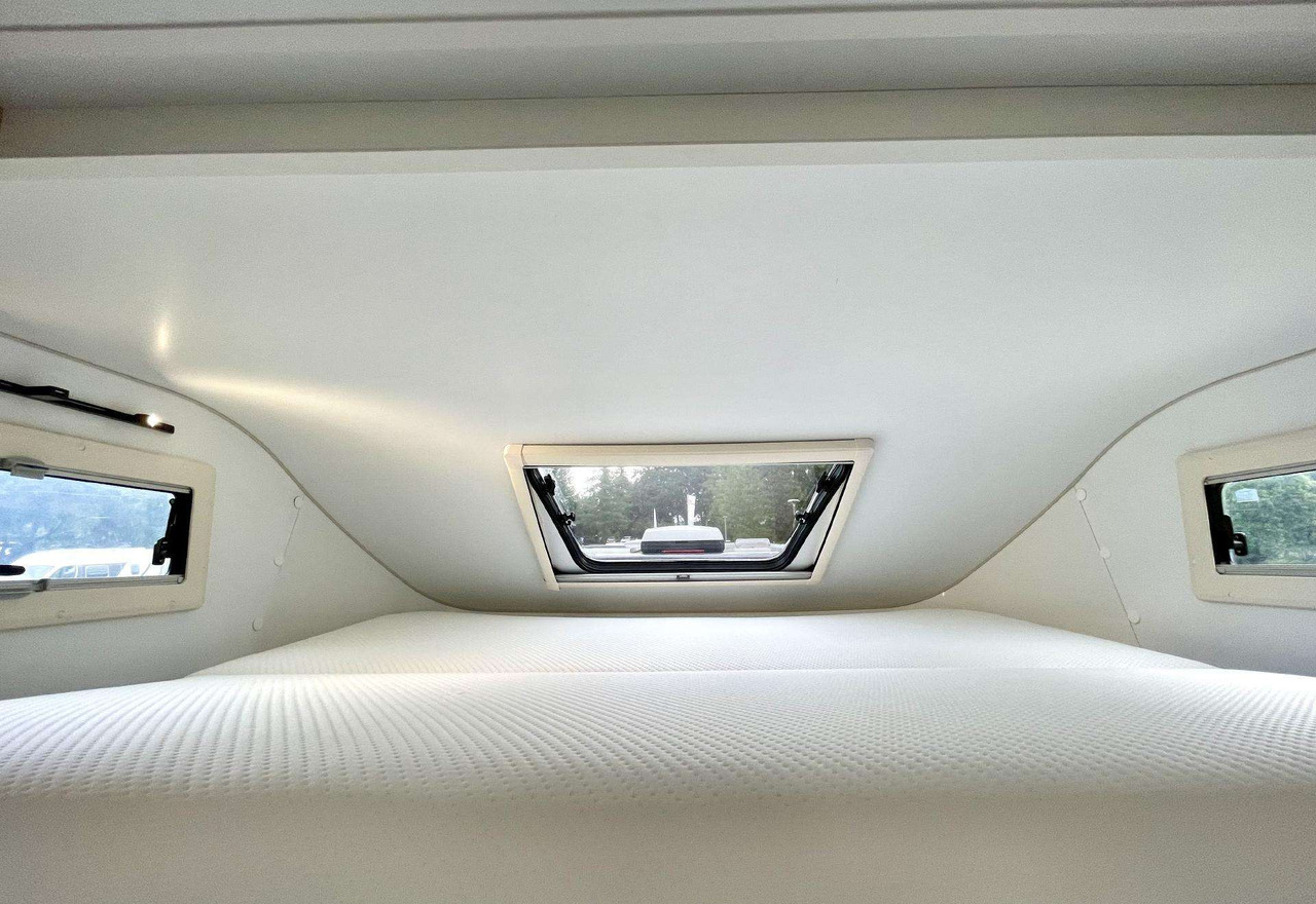 جديد موتر هوم سقف عالي Sun Living A70DK: صور 10