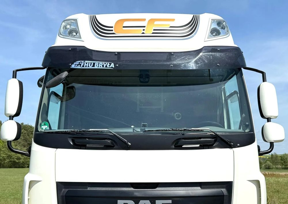 DAF CF 330/10.2017/KONTENER/IZOTERMA/WINDA/18 PALET/E6/NISKI PRZEBIEG/Z NIEMIEC/JAK NOWY/DUŻY SILNIK/ - بصندوق مغلق شاحنة: صور 3 DAF CF 330/10.2017/KONTENER/IZOTERMA/WINDA/18 PALET/E6/NISKI PRZEBIEG/Z NIEMIEC/JAK NOWY/DUŻY SILNIK/ - بصندوق مغلق شاحنة: صور 3