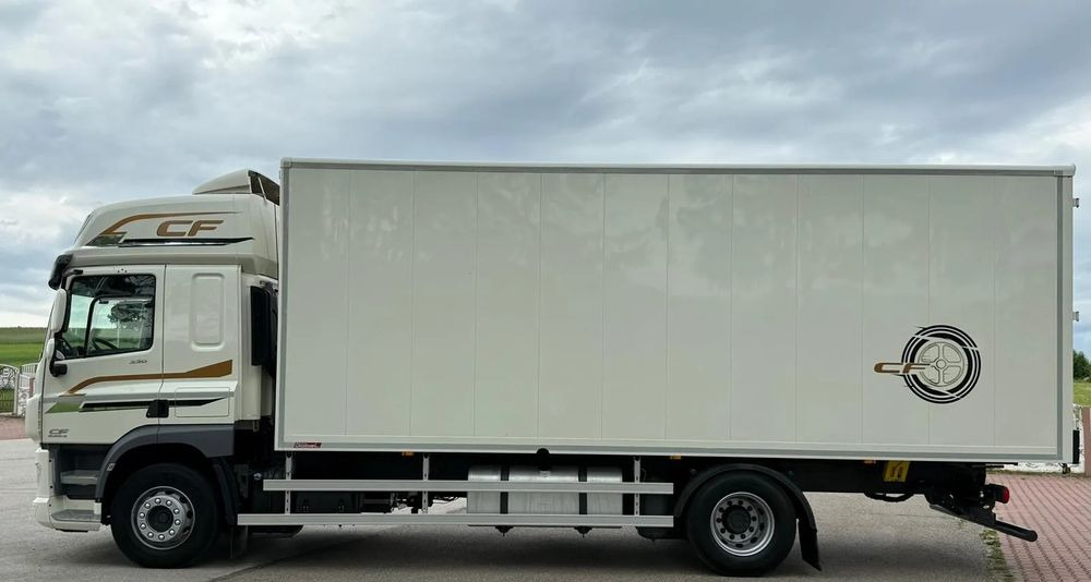بصندوق مغلق شاحنة DAF CF 330/10.2017/KONTENER MEBLOWY/IZOTERMA/WINDA/18 PALET/E6/NISKI PRZEBIEG/Z NIEMIEC/JAK NOWY/DUŻY SILNIK  10 837cm3//: صور 10