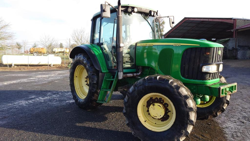 JOHN DEERE 6520 - الآلات والماكينات الزراعية: صور 4 JOHN DEERE 6520 - الآلات والماكينات الزراعية: صور 4