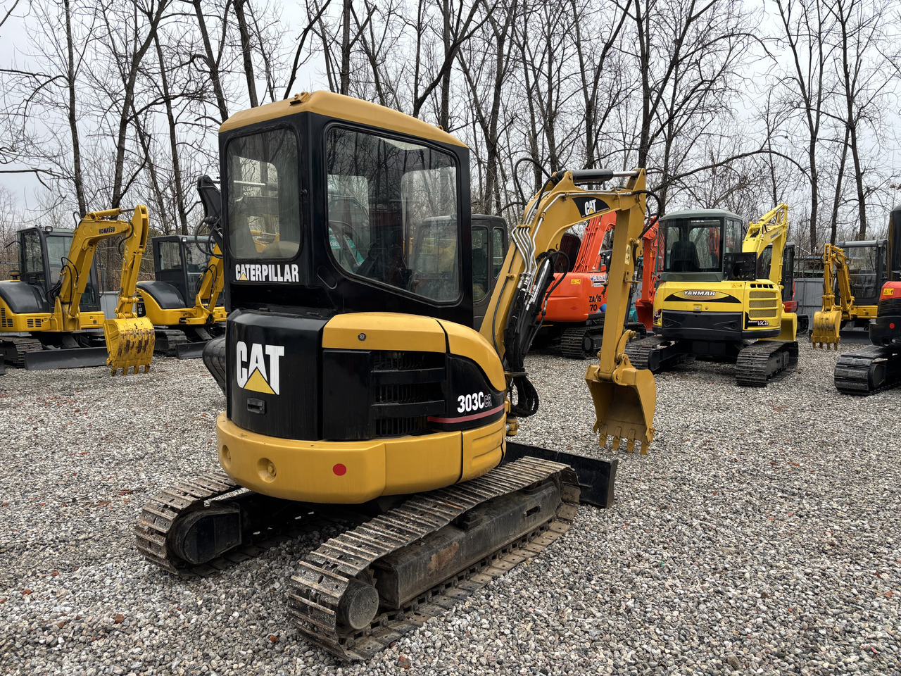 CAT 303 CR Caterpillar 303CCR imported excavator - حفارة مصغرة: صور 2 CAT 303 CR Caterpillar 303CCR imported excavator - حفارة مصغرة: صور 2