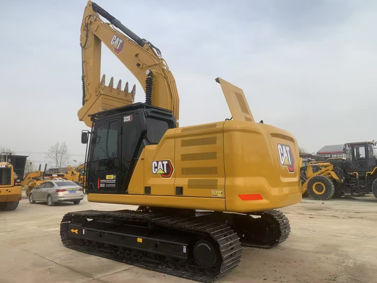 CATERPILLAR 320 - حفارات زحافة: صور 2 CATERPILLAR 320 - حفارات زحافة: صور 2