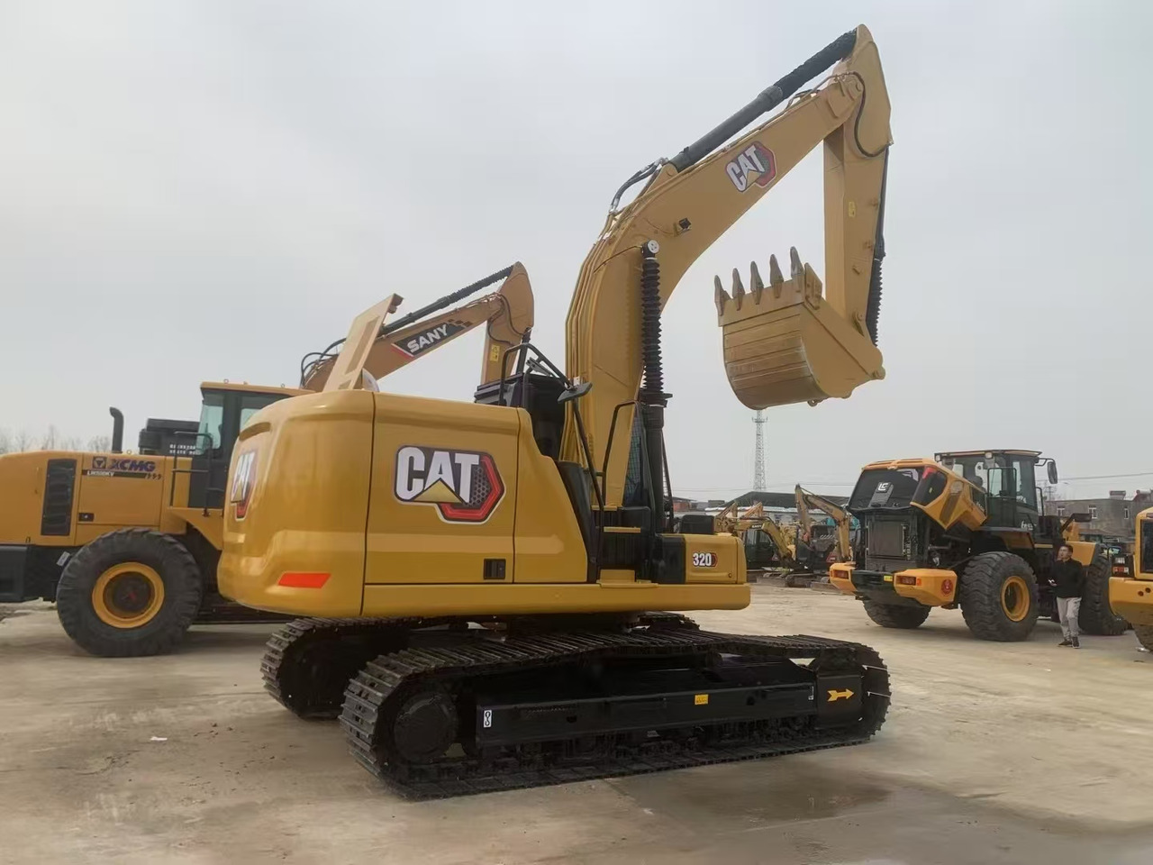 CATERPILLAR 320 - حفارات زحافة: صور 4 CATERPILLAR 320 - حفارات زحافة: صور 4