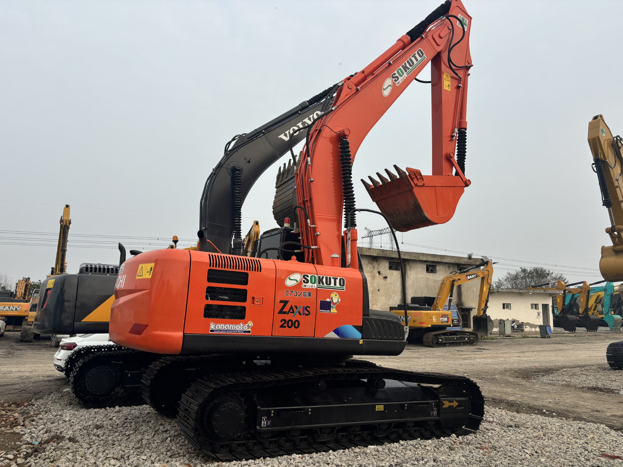 Hitachi Zx200-3 - حفارات زحافة: صور 1 Hitachi Zx200-3 - حفارات زحافة: صور 1