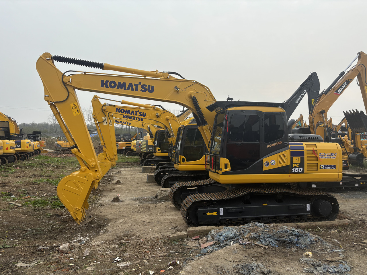 KOMATSU PC160 - حفارات زحافة: صور 5 KOMATSU PC160 - حفارات زحافة: صور 5