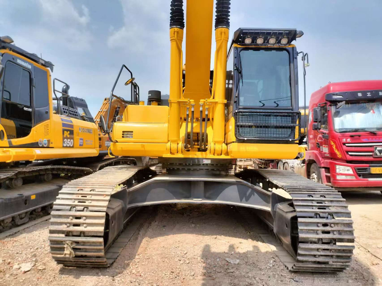 KOMATSU PC400-8 - حفارات زحافة: صور 3 KOMATSU PC400-8 - حفارات زحافة: صور 3