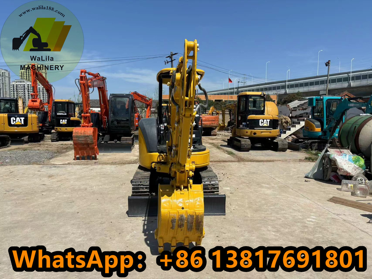 KOMATSU Pc35 - حفارة مصغرة: صور 2 KOMATSU Pc35 - حفارة مصغرة: صور 2
