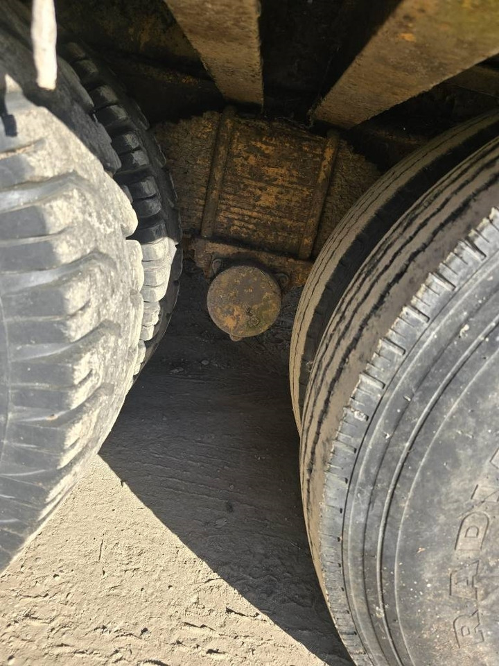 Bertoja 3 - عربة مسطحة منخفضة نصف مقطورة: صور 3 Bertoja 3 - عربة مسطحة منخفضة نصف مقطورة: صور 3