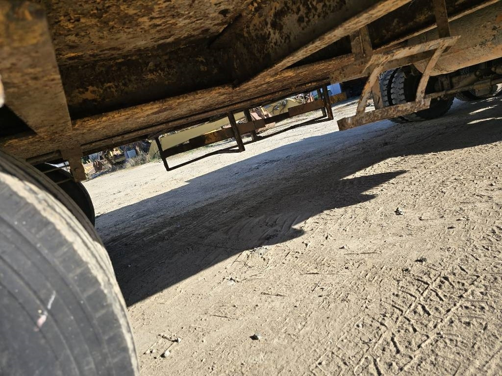 Bertoja 3 - عربة مسطحة منخفضة نصف مقطورة: صور 4 Bertoja 3 - عربة مسطحة منخفضة نصف مقطورة: صور 4