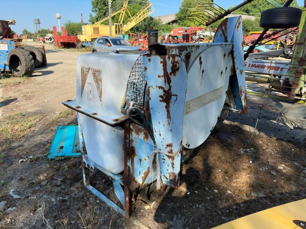 Blanchard 220 - آلة الرش المعلقة: صور 2 Blanchard 220 - آلة الرش المعلقة: صور 2