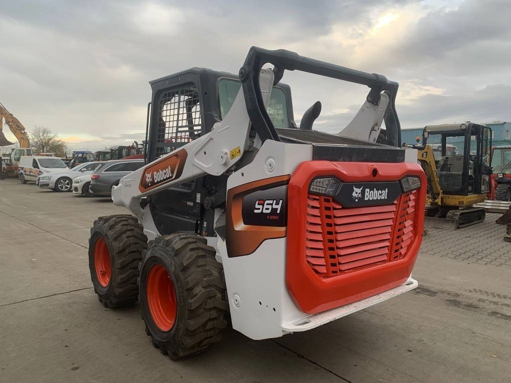 Bobcat S 64 - شيول صغير: صور 4 Bobcat S 64 - شيول صغير: صور 4