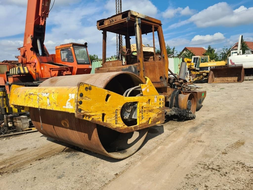 Bomag BW 213 D H-4 FOR PARTS - مدماج: صور 1 Bomag BW 213 D H-4 FOR PARTS - مدماج: صور 1
