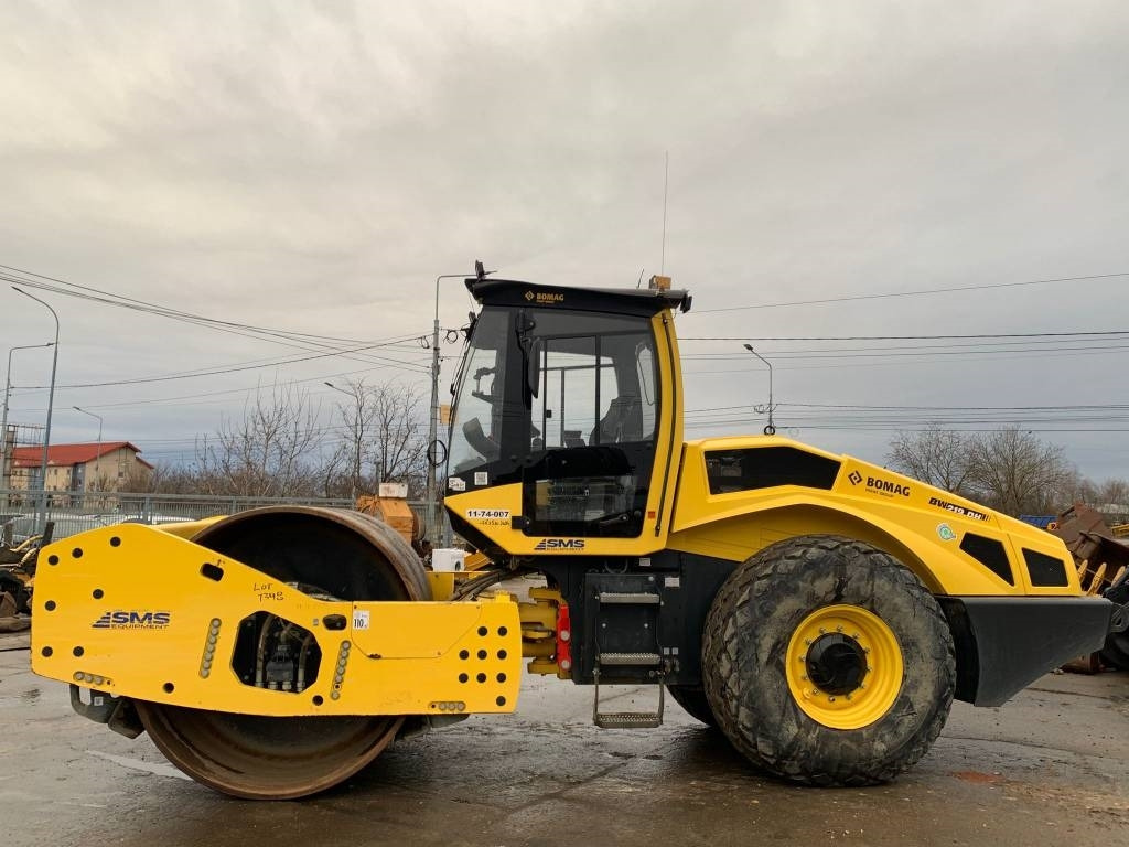 Bomag BW219 DH5+3D Trimble GPS - مدماج: صور 2 Bomag BW219 DH5+3D Trimble GPS - مدماج: صور 2