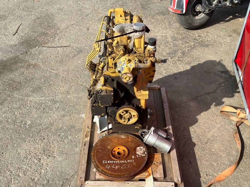 CAT 3024 ENGINE - المحرك - آلات البناء: صور 3 CAT 3024 ENGINE - المحرك - آلات البناء: صور 3