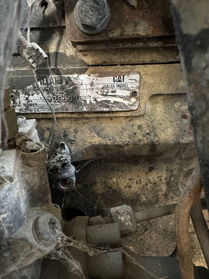 CAT 3054 ENGINE - المحرك - آلات البناء: صور 3 CAT 3054 ENGINE - المحرك - آلات البناء: صور 3