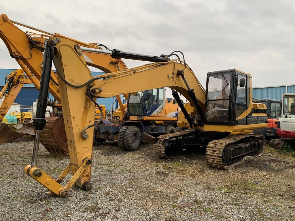 CAT 320N - حفارات زحافة: صور 1 CAT 320N - حفارات زحافة: صور 1