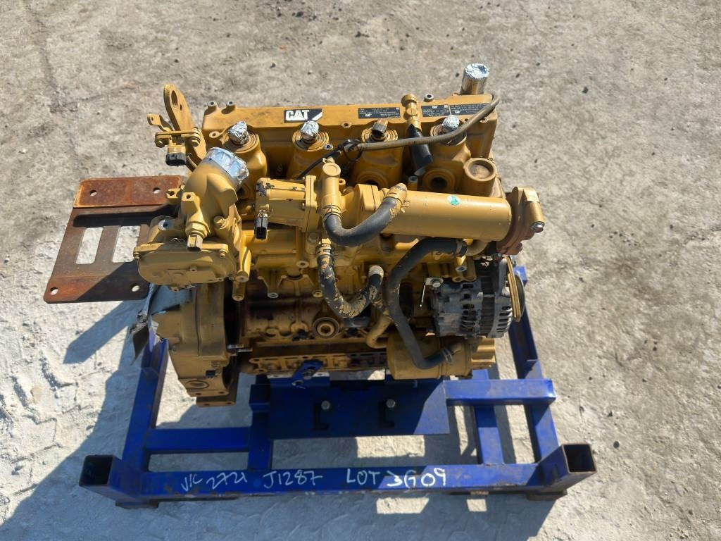 CAT C3.3B ENGINE - المحرك - آلات البناء: صور 2 CAT C3.3B ENGINE - المحرك - آلات البناء: صور 2