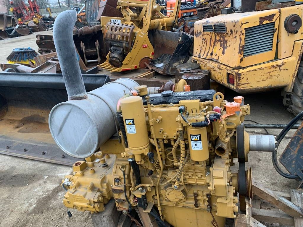 CAT C4.2 ENGINE - المحرك - آلات البناء: صور 2 CAT C4.2 ENGINE - المحرك - آلات البناء: صور 2