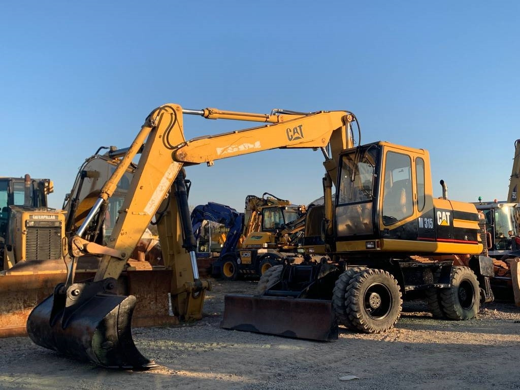 CAT M 315 - حفارة على عجلات: صور 2 CAT M 315 - حفارة على عجلات: صور 2
