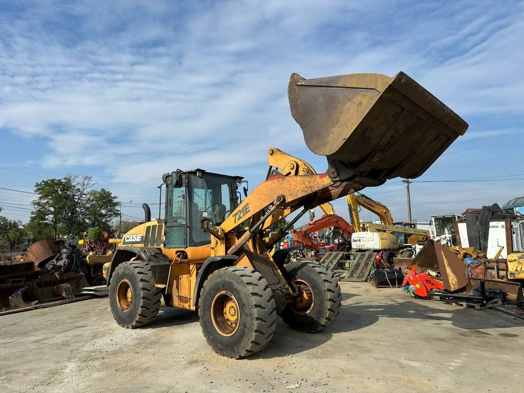 Case 721 E  - اللودر بعجل: صور 5 Case 721 E  - اللودر بعجل: صور 5