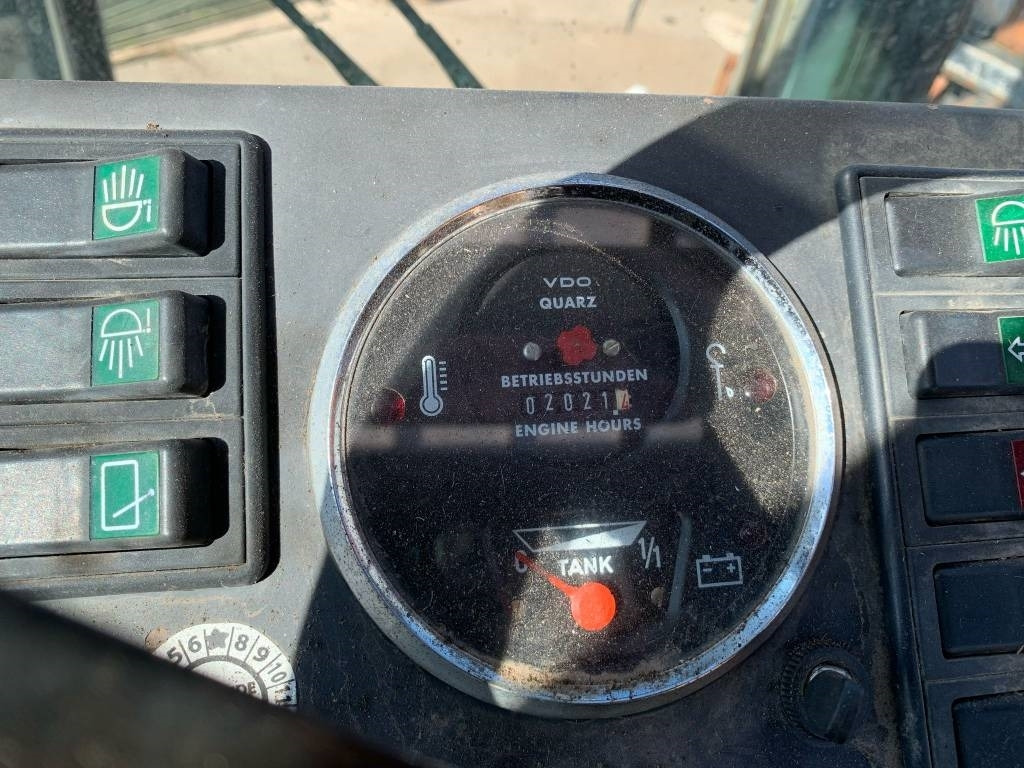 رافعة شوكية ديزل Climax Commando TT20-4M: صور 8