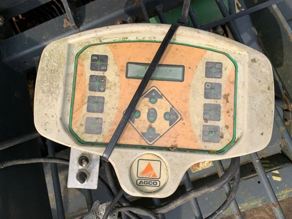 مكبس القش الدائري Fendt 3250: صور 7 مكبس القش الدائري Fendt 3250: صور 7