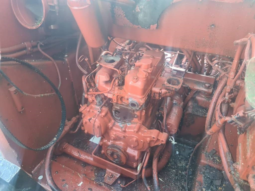 Gehl 3640-3840 FOR PARTS - شيول صغير: صور 3 Gehl 3640-3840 FOR PARTS - شيول صغير: صور 3