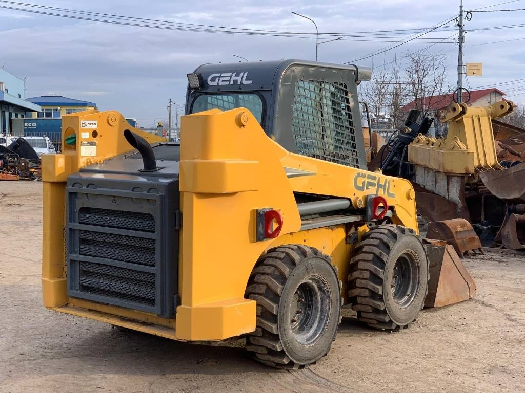 Gehl R 260 - شيول صغير: صور 4 Gehl R 260 - شيول صغير: صور 4