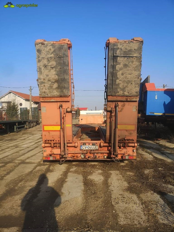 Goldhofer STZ-TLS4-39/80 - شاحنات الحاويات / جسم علوي قابل للتغيير نصف مقطورة: صور 5 Goldhofer STZ-TLS4-39/80 - شاحنات الحاويات / جسم علوي قابل للتغيير نصف مقطورة: صور 5