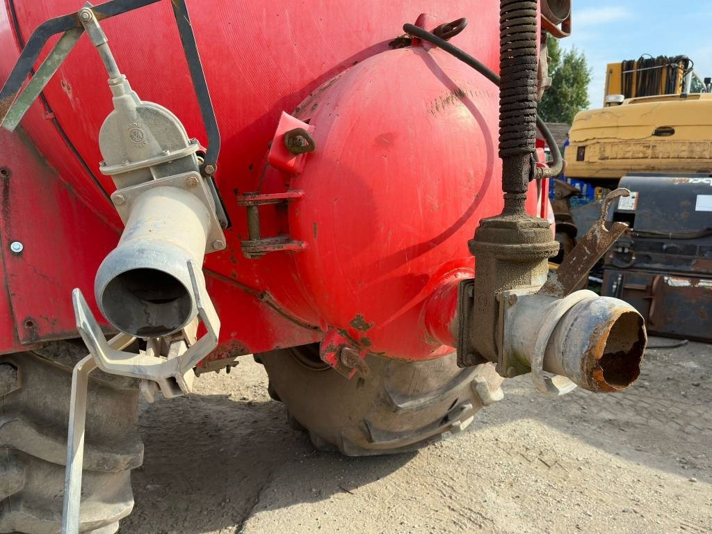 Herbst T2000R - صهريج السماد السائل: صور 4 Herbst T2000R - صهريج السماد السائل: صور 4