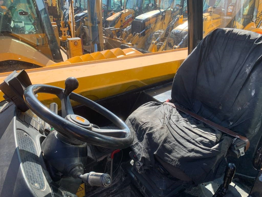 رافعة تلسكوبية JCB 531-70: صور 12