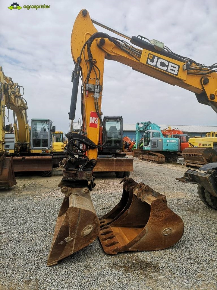 JCB Hydradig 110W - حفارة على عجلات: صور 5 JCB Hydradig 110W - حفارة على عجلات: صور 5