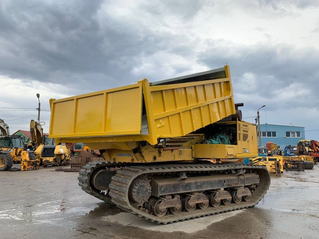 Komatsu CD 110 R-1 - عربات نقل قلابة مجنزرة: صور 5 Komatsu CD 110 R-1 - عربات نقل قلابة مجنزرة: صور 5