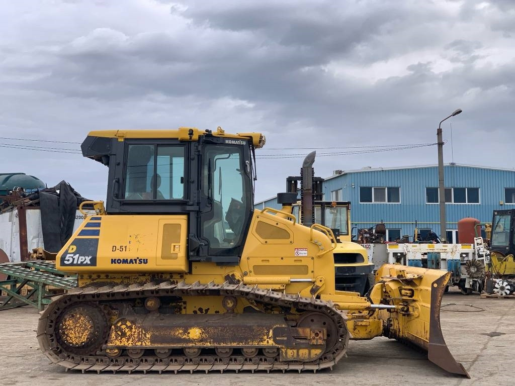 Komatsu D 51 PX-24 - بلدوزر: صور 3 Komatsu D 51 PX-24 - بلدوزر: صور 3