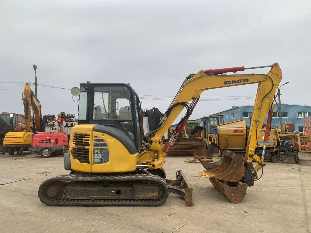 Komatsu PC 55 MR-3 - حفارة مصغرة: صور 5 Komatsu PC 55 MR-3 - حفارة مصغرة: صور 5