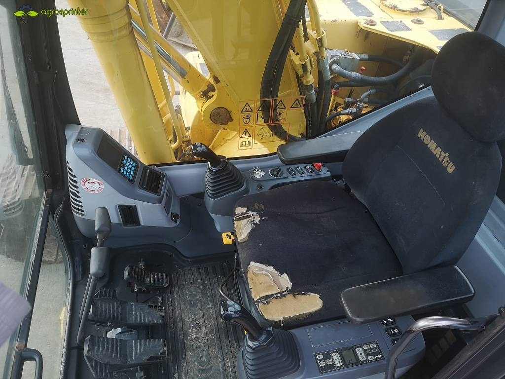 Komatsu PC180LC-7K - حفارات زحافة: صور 5 Komatsu PC180LC-7K - حفارات زحافة: صور 5