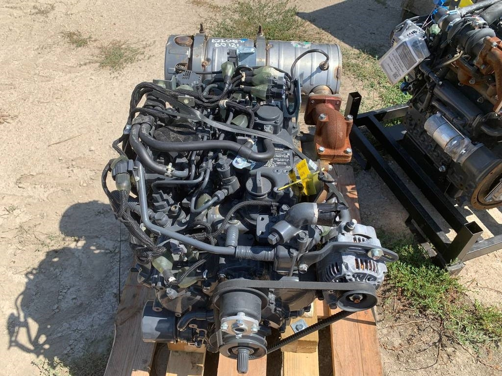 Kubota D 1803 NEW ENGINE - المحرك - آلات البناء: صور 2 Kubota D 1803 NEW ENGINE - المحرك - آلات البناء: صور 2