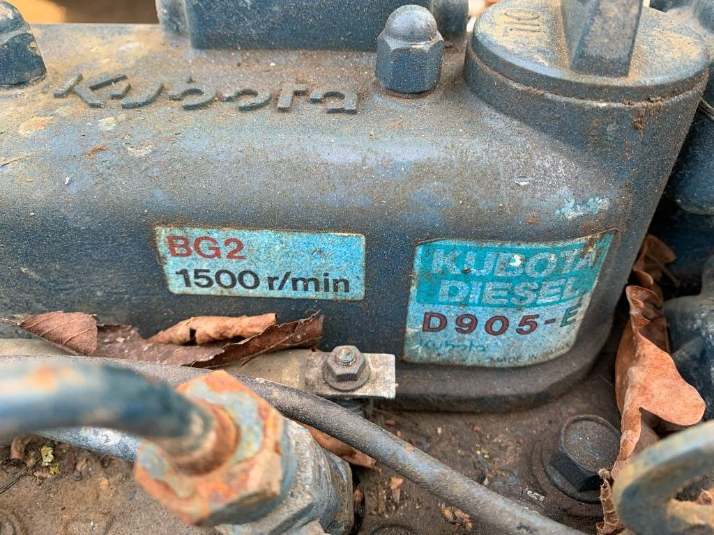 Kubota D 905E ENGINE - المحرك - آلات البناء: صور 3 Kubota D 905E ENGINE - المحرك - آلات البناء: صور 3
