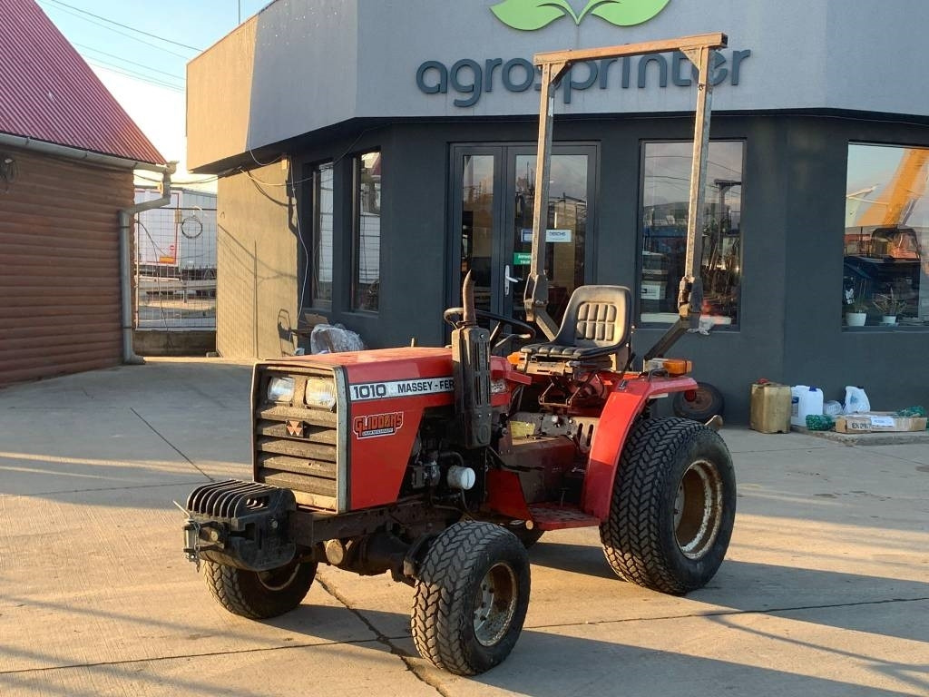 Massey Ferguson 1010 - جرار: صور 1 Massey Ferguson 1010 - جرار: صور 1