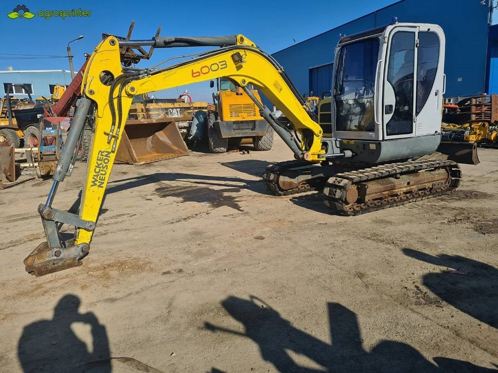 Neuson 6003 - حفارة مصغرة: صور 1 Neuson 6003 - حفارة مصغرة: صور 1