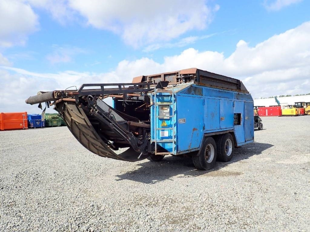 Schredder  - آلة تمزيق صناعية: صور 1 Schredder  - آلة تمزيق صناعية: صور 1