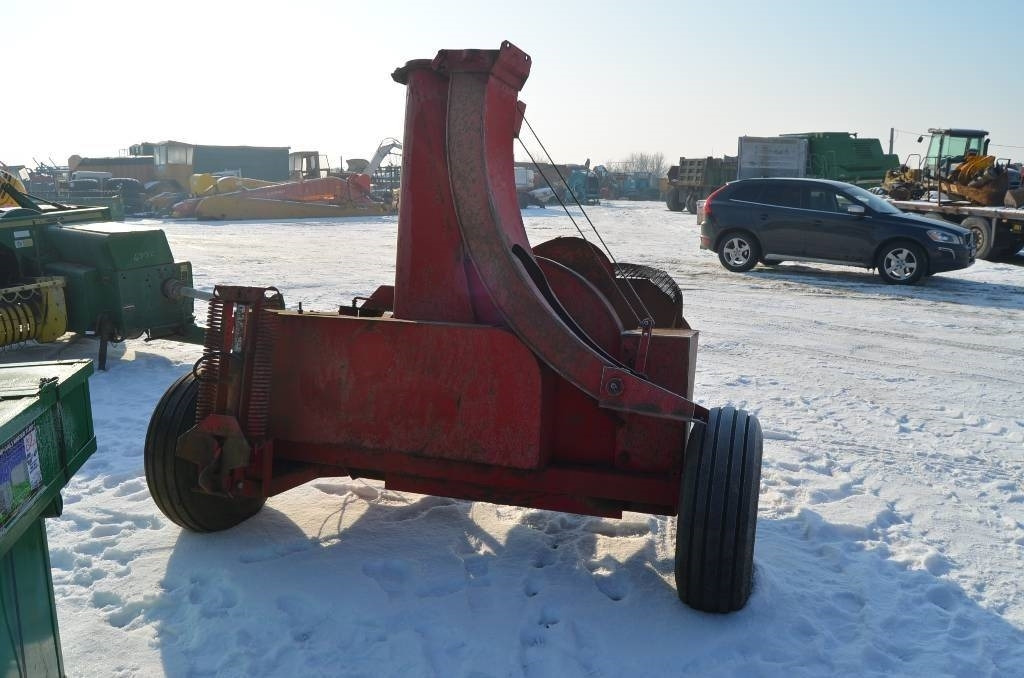 Taarup Taarup  - ماكينة تقطيع الأغصان: صور 3 Taarup Taarup  - ماكينة تقطيع الأغصان: صور 3