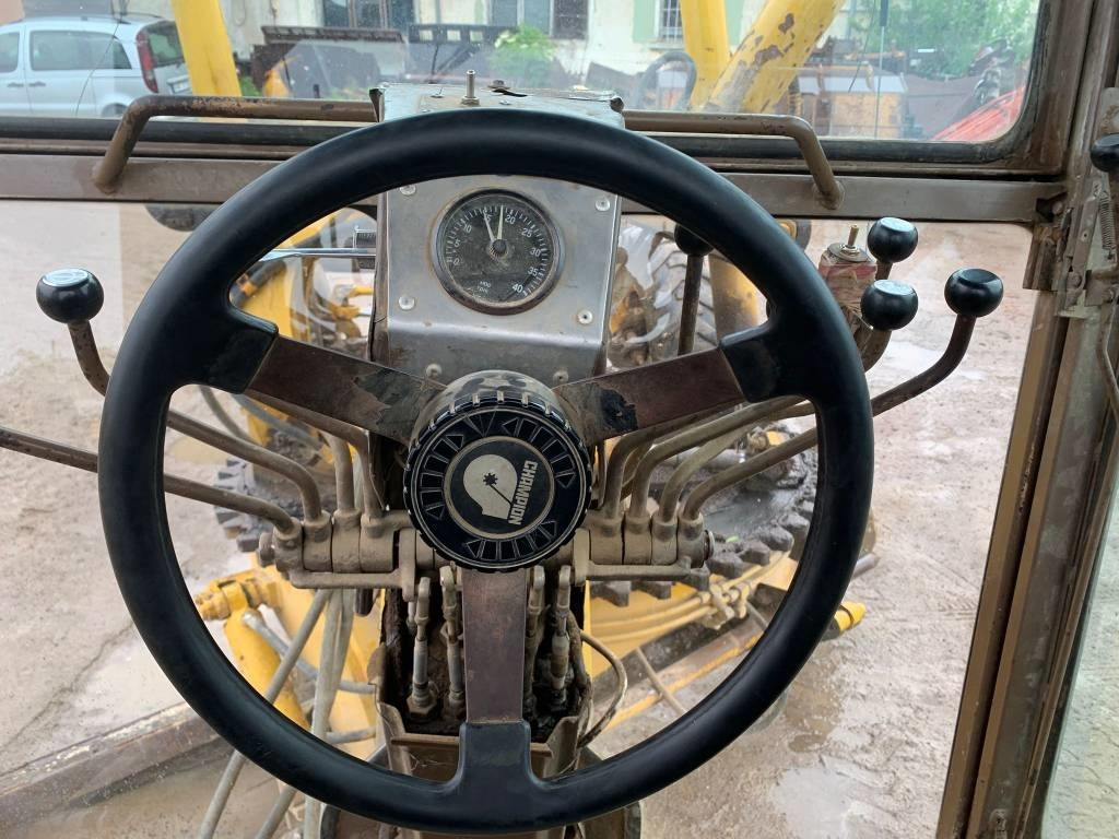 Volvo Champion 720  - آلة تسوية الأرض: صور 5 Volvo Champion 720  - آلة تسوية الأرض: صور 5