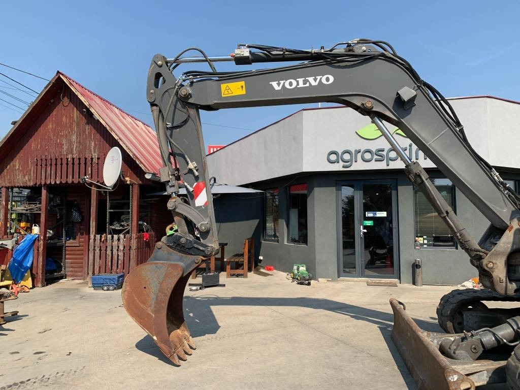 Volvo ECR 88 D - حفارة مصغرة: صور 4 Volvo ECR 88 D - حفارة مصغرة: صور 4