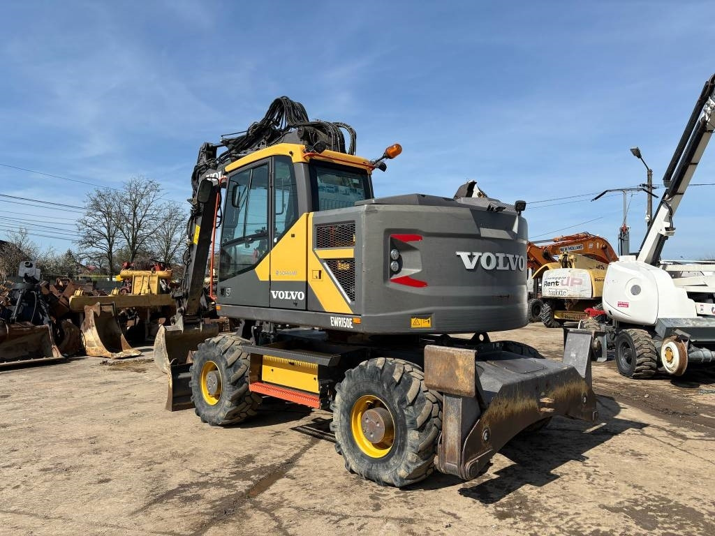 Volvo EW 150E - حفارة على عجلات: صور 3 Volvo EW 150E - حفارة على عجلات: صور 3
