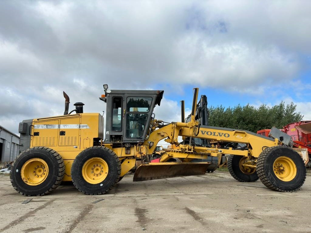 Volvo G 730 VHP - آلة تسوية الأرض: صور 2 Volvo G 730 VHP - آلة تسوية الأرض: صور 2