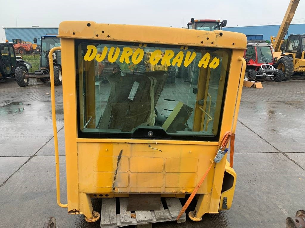 Volvo L 50 E - L100 Cabin  - الكبائن - آلات البناء: صور 4 Volvo L 50 E - L100 Cabin  - الكبائن - آلات البناء: صور 4