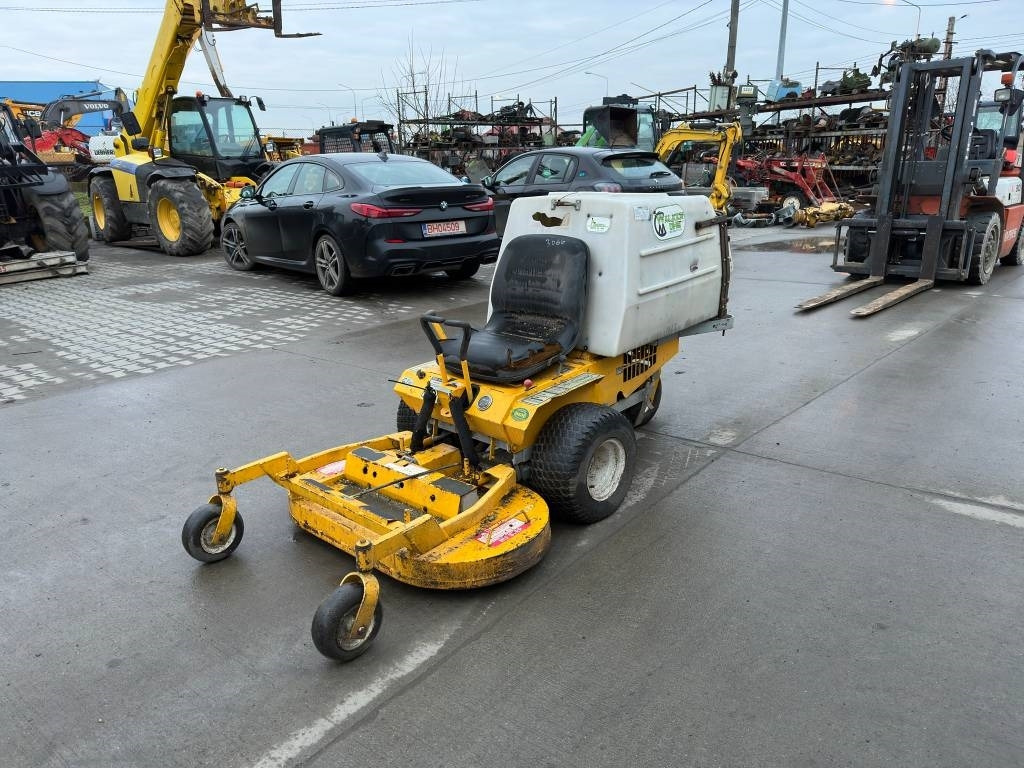 Walker MFG - جزازة المروج: صور 3 Walker MFG - جزازة المروج: صور 3