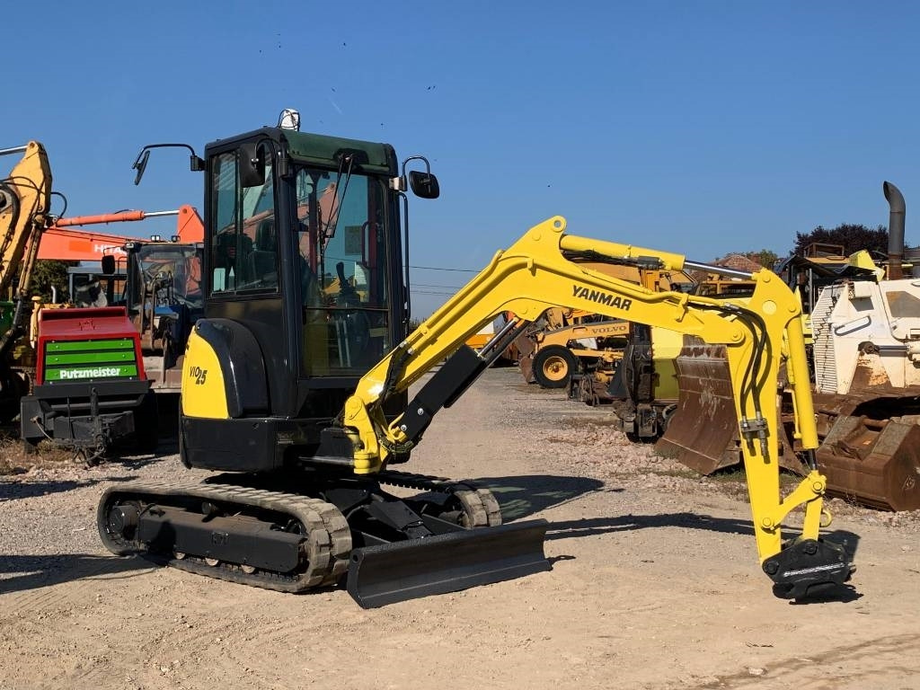 Yanmar Vio 25-4 - حفارة مصغرة: صور 2 Yanmar Vio 25-4 - حفارة مصغرة: صور 2